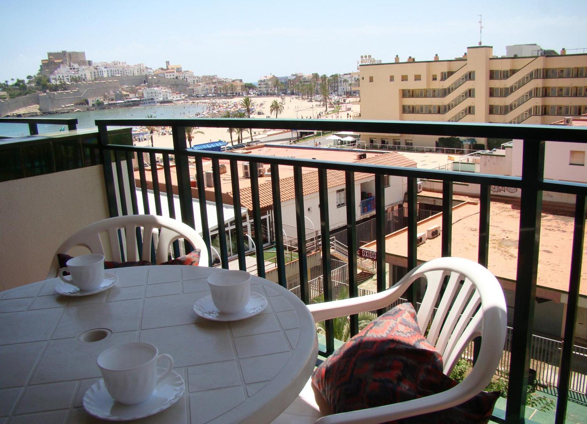 Apartamentos Peniscola Playa エクステリア 写真