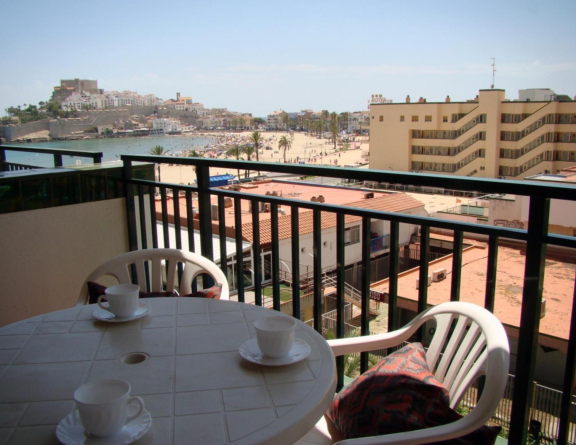 Apartamentos Peniscola Playa エクステリア 写真