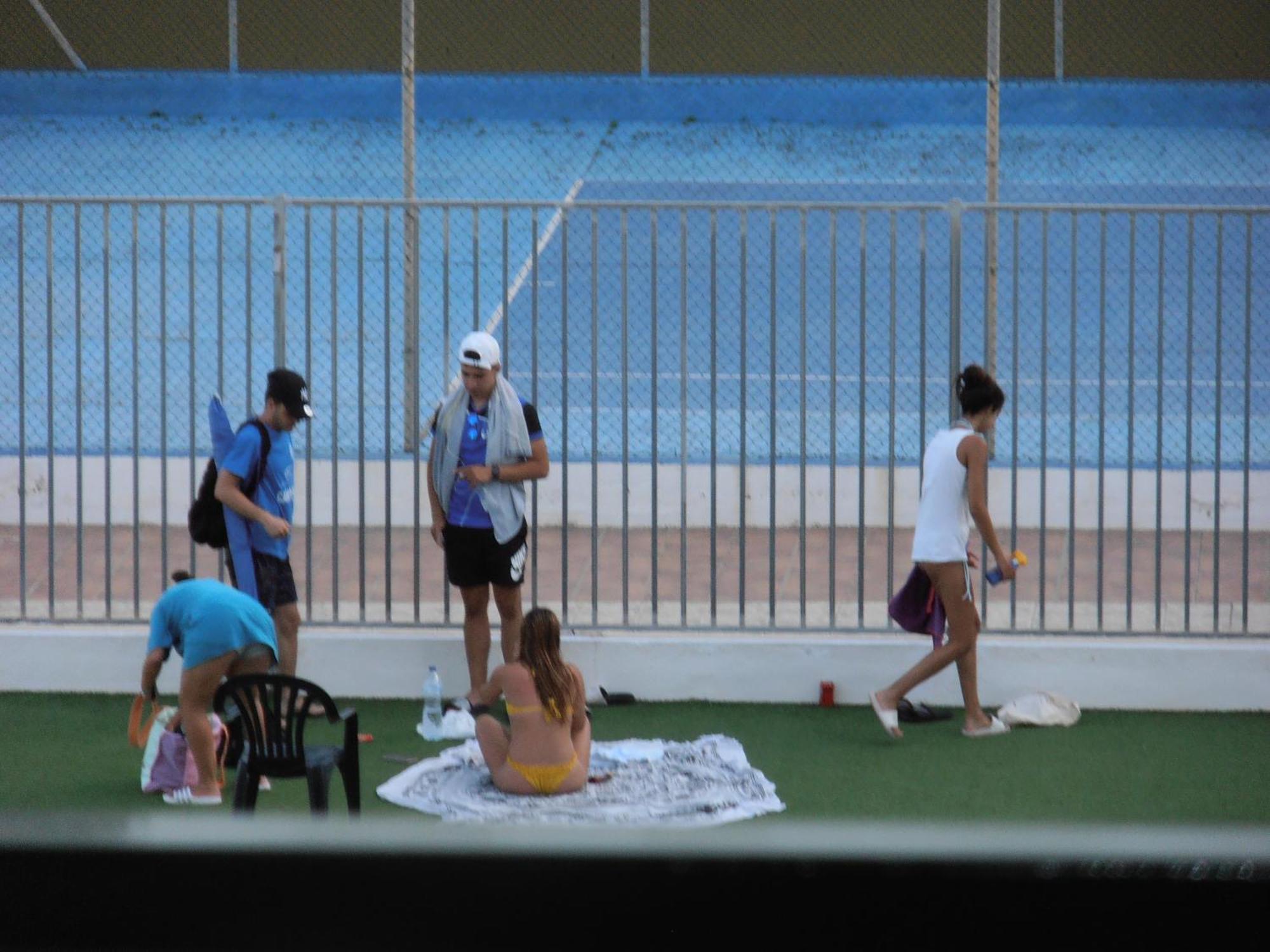 Apartamentos Peniscola Playa エクステリア 写真